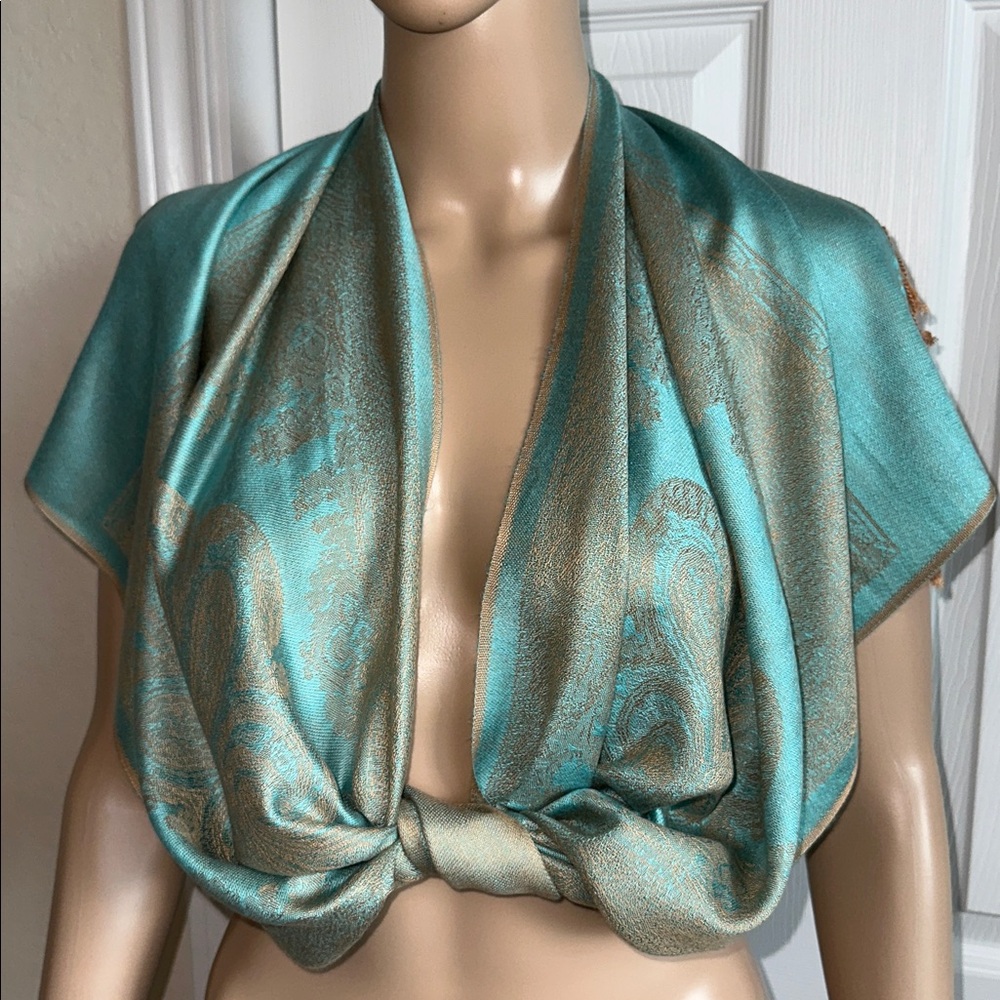 Chic Teal and Gold Blue Pacific Women's Wrap.